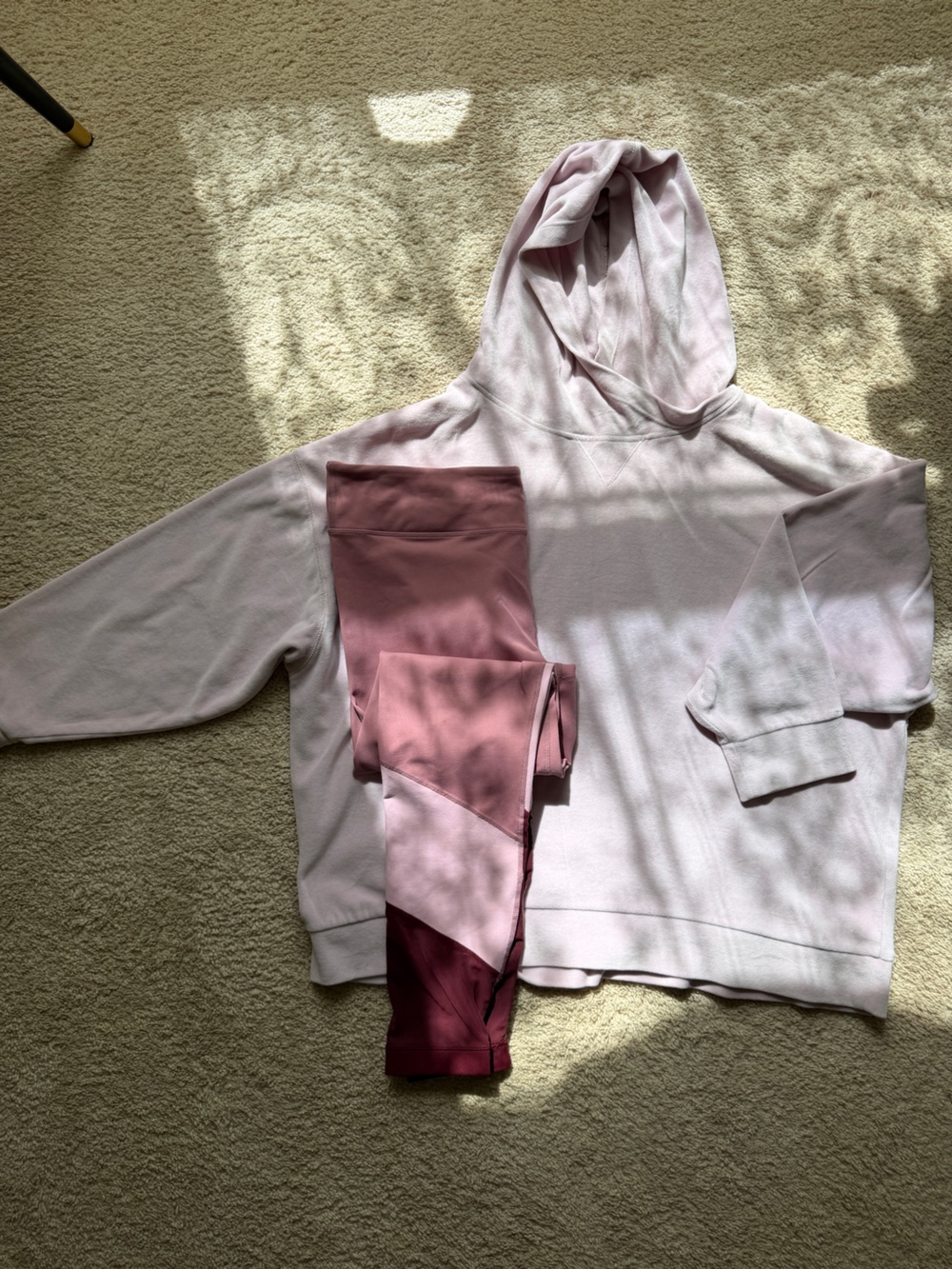 Fabletics Pink Colorblock Leggings Set